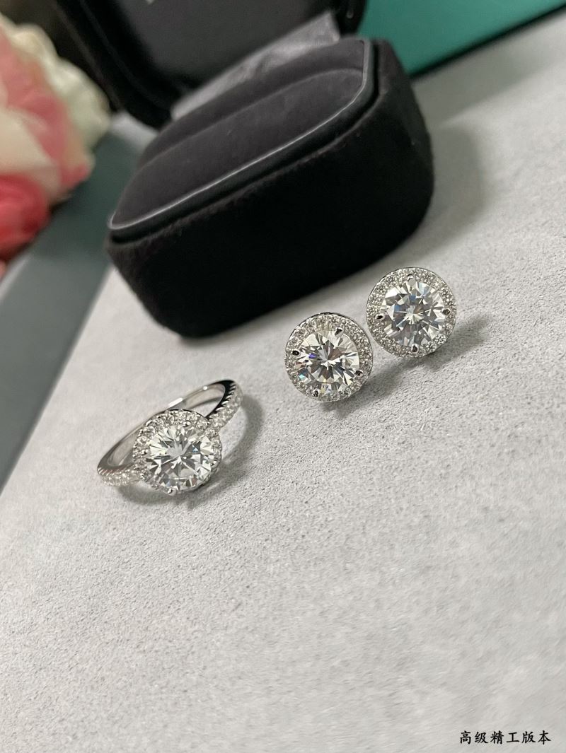 T*f*ny earrings